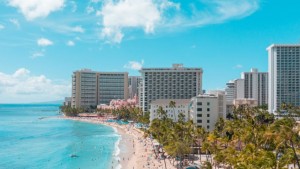 ハワイのホテルで500人以上の雇用が創出され、ビジネス旅行が復活